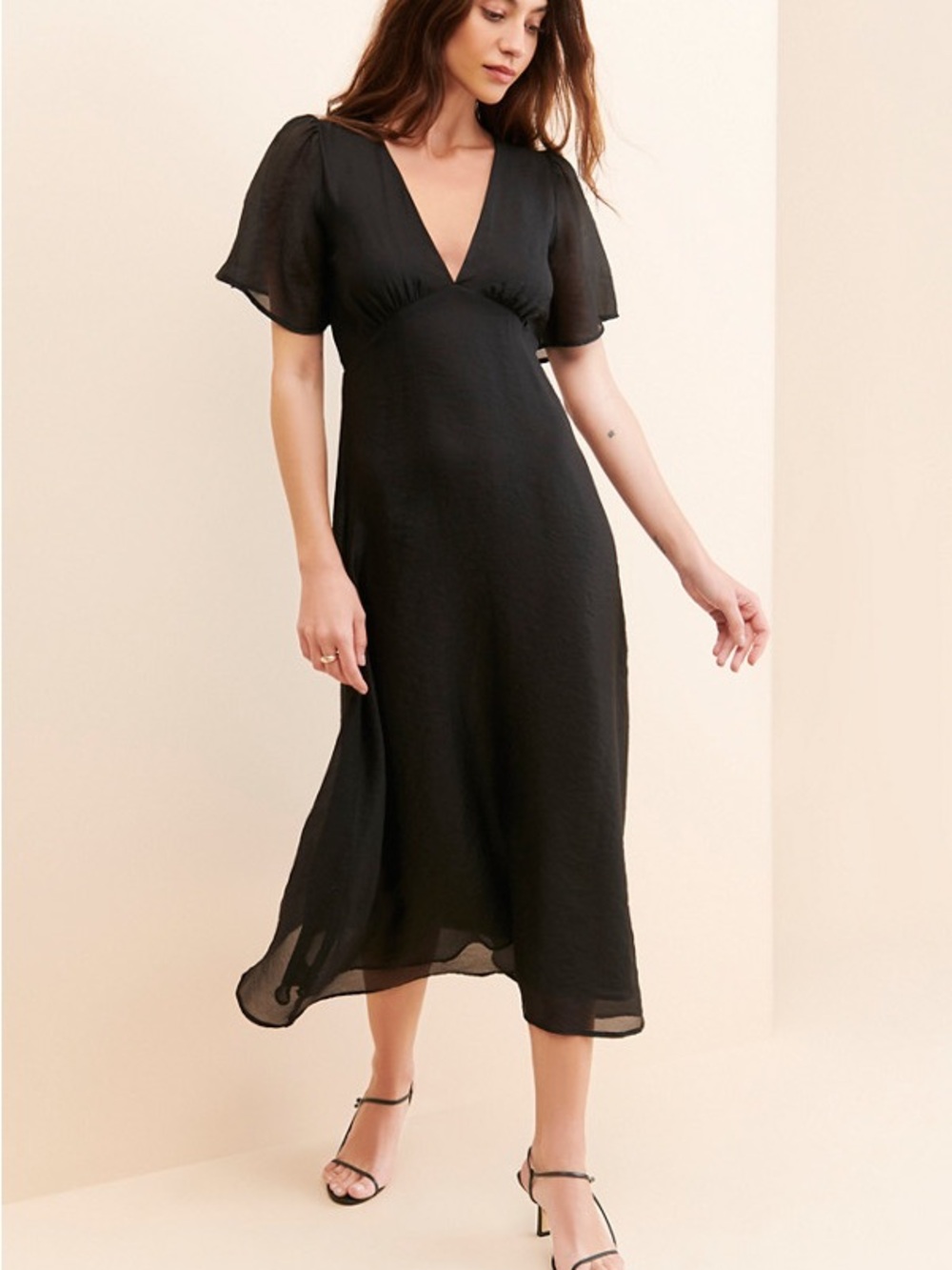 Lisa Says Gah Black Grace Chiffon Midi Dress